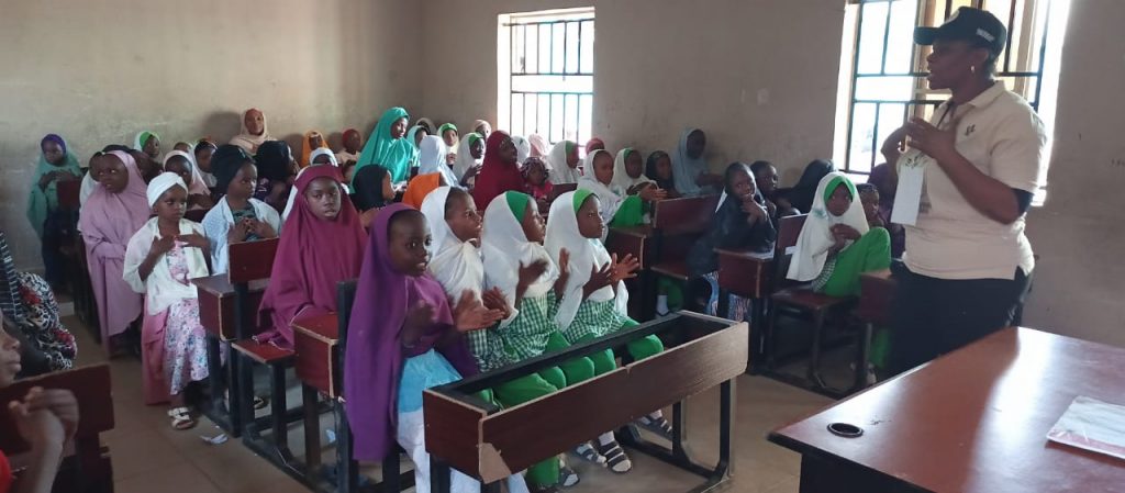 Bauchi: NGO introduces conditional cash transfer for 70 orphaned girls