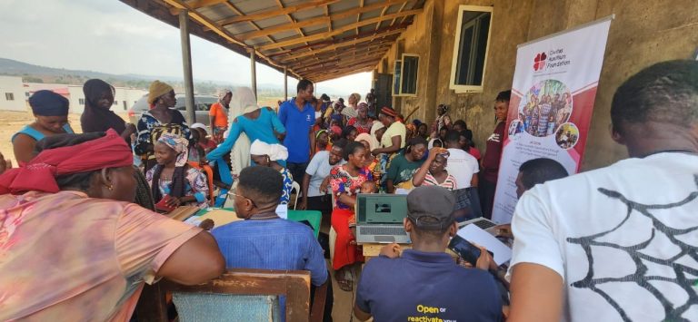 Foundation partners bank on financial inclusion for IDPs