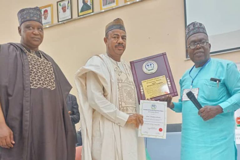 Sokoto Varsity VC receives RAESON fellowship award