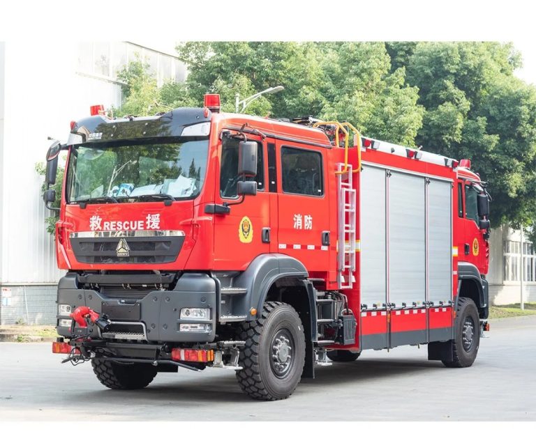 China introduces “two-headed” fire-fighting truck