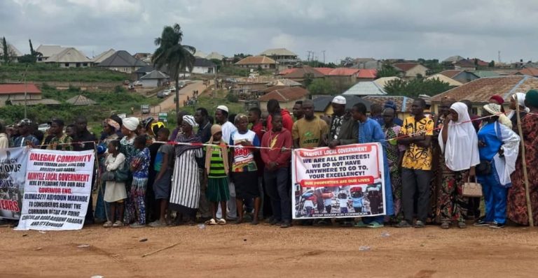 Ibadan road project talks turn chaotic