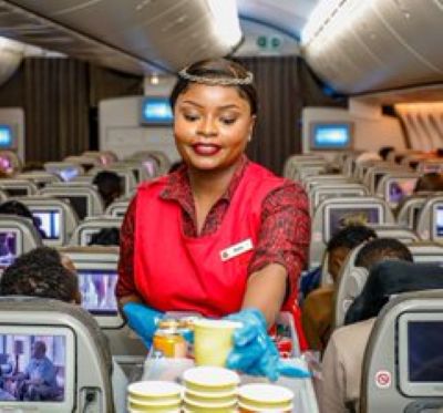 Kenya Airways operates Africa’s first intra-continent flight using sustainable aviation fuel Kenya Airways Crew that Operated the Flight together with Hellen Mwariri, Chief Strategy and innovation officer and Alderman James Vos- Mayoral Committee Member for Economic Growth, City of Cape Town