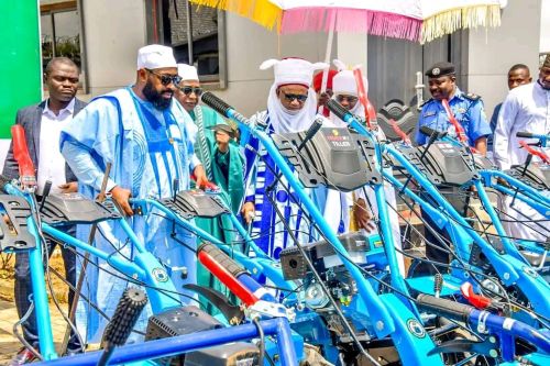 N-HYPPADEC inaugurates distribution of power tillers, life jackets, relief materials in Niger N-HYPPADEC Flags Off Distribution of Power Tillers, Life Jackets, Relief Materials in Niger