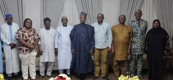 After ASUU’s visit to Sen. Wamakko, FG releases ₦2.3bn to varsities Sen. Wamakko with ASUU officials