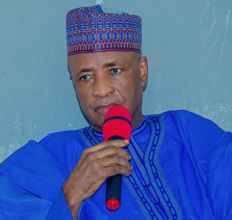 Wamakko commiserates with Shagon Goro traders over market fire