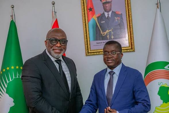 UNA signs MoU to launch air Bissau in Guinea-Bissau