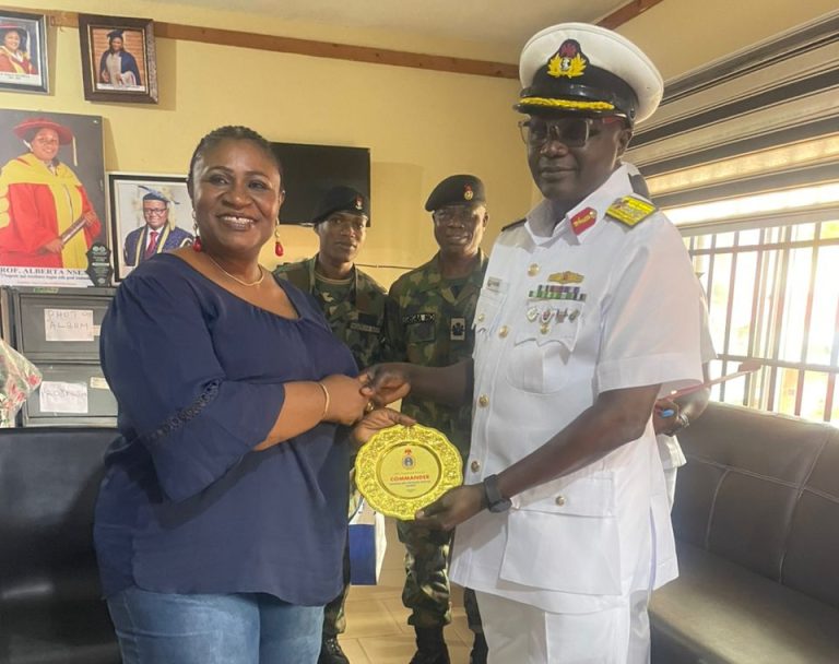 Navy hospital pledges closer ties with UniCal
