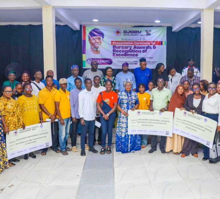 Ojodu LCDA rewards top teachers, students with cash awards